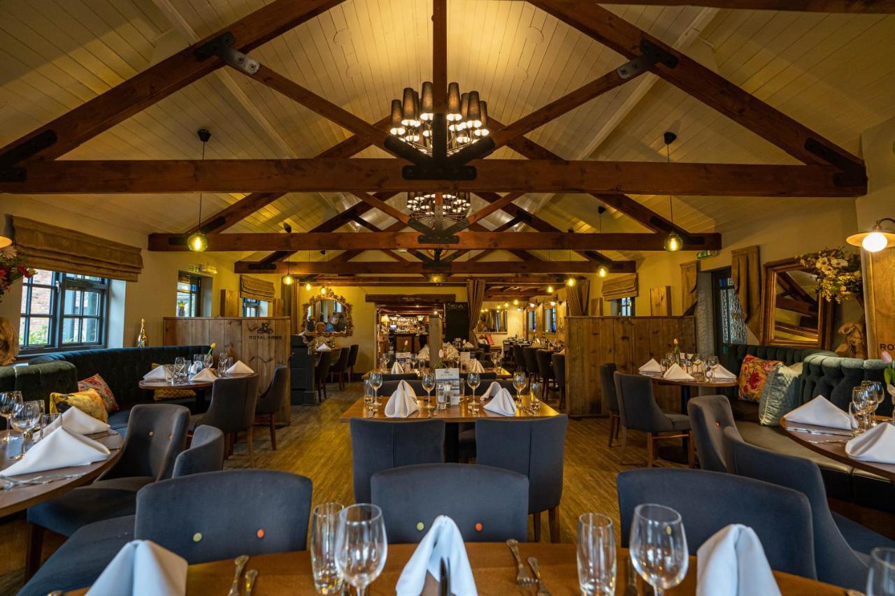 The Royal Arms Hotel Sutton Cheney Esterno foto