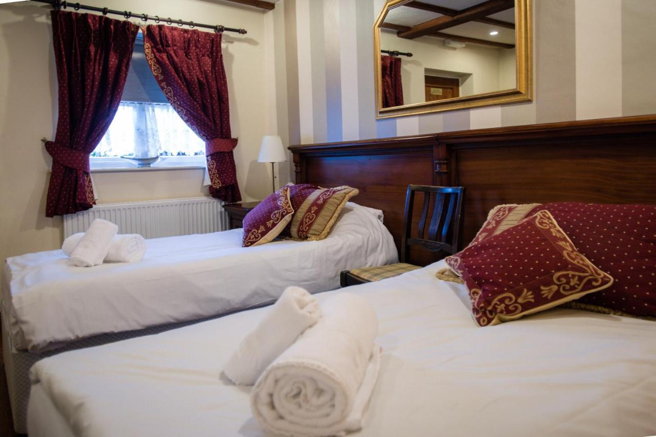 The Royal Arms Hotel Sutton Cheney Esterno foto