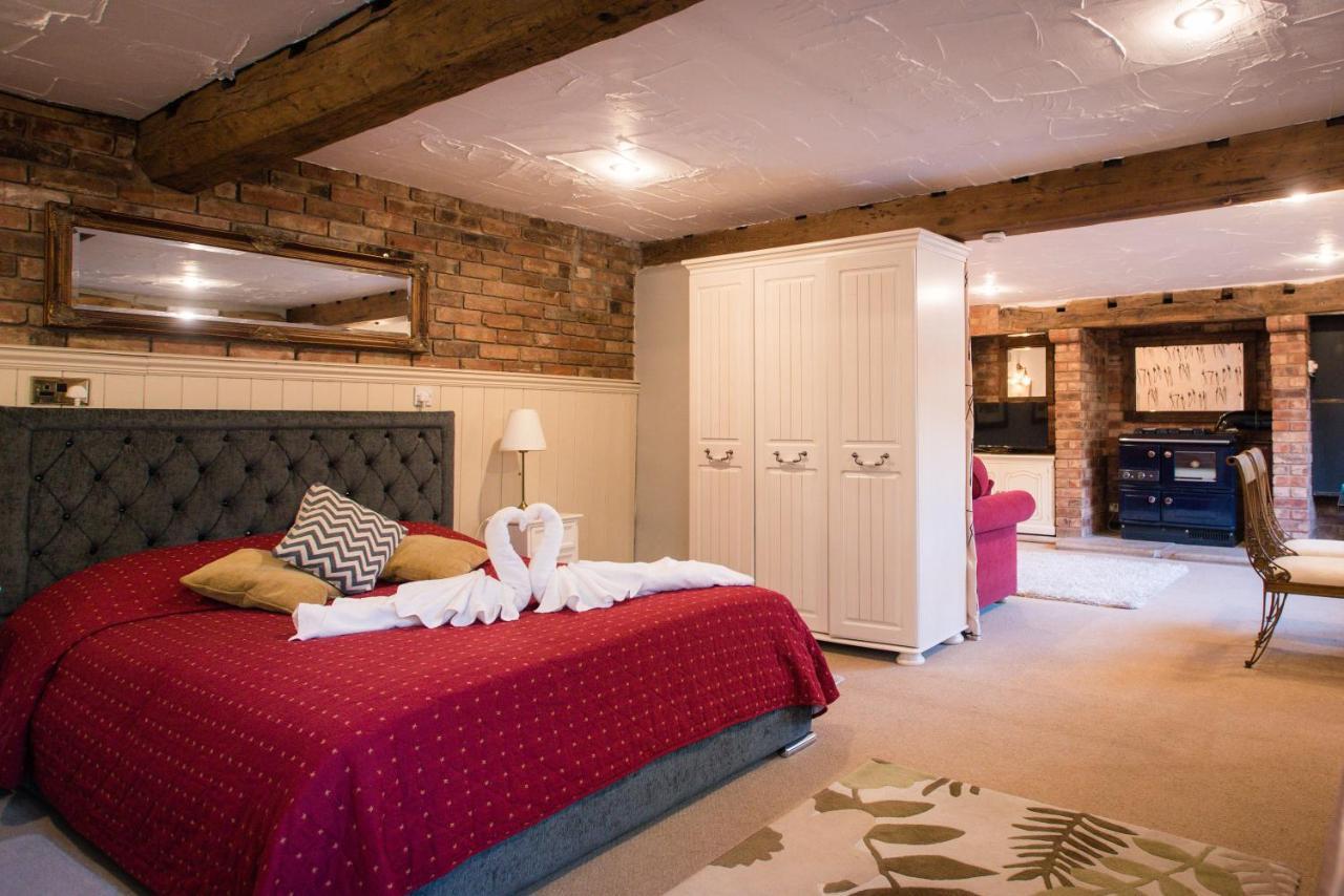 The Royal Arms Hotel Sutton Cheney Esterno foto